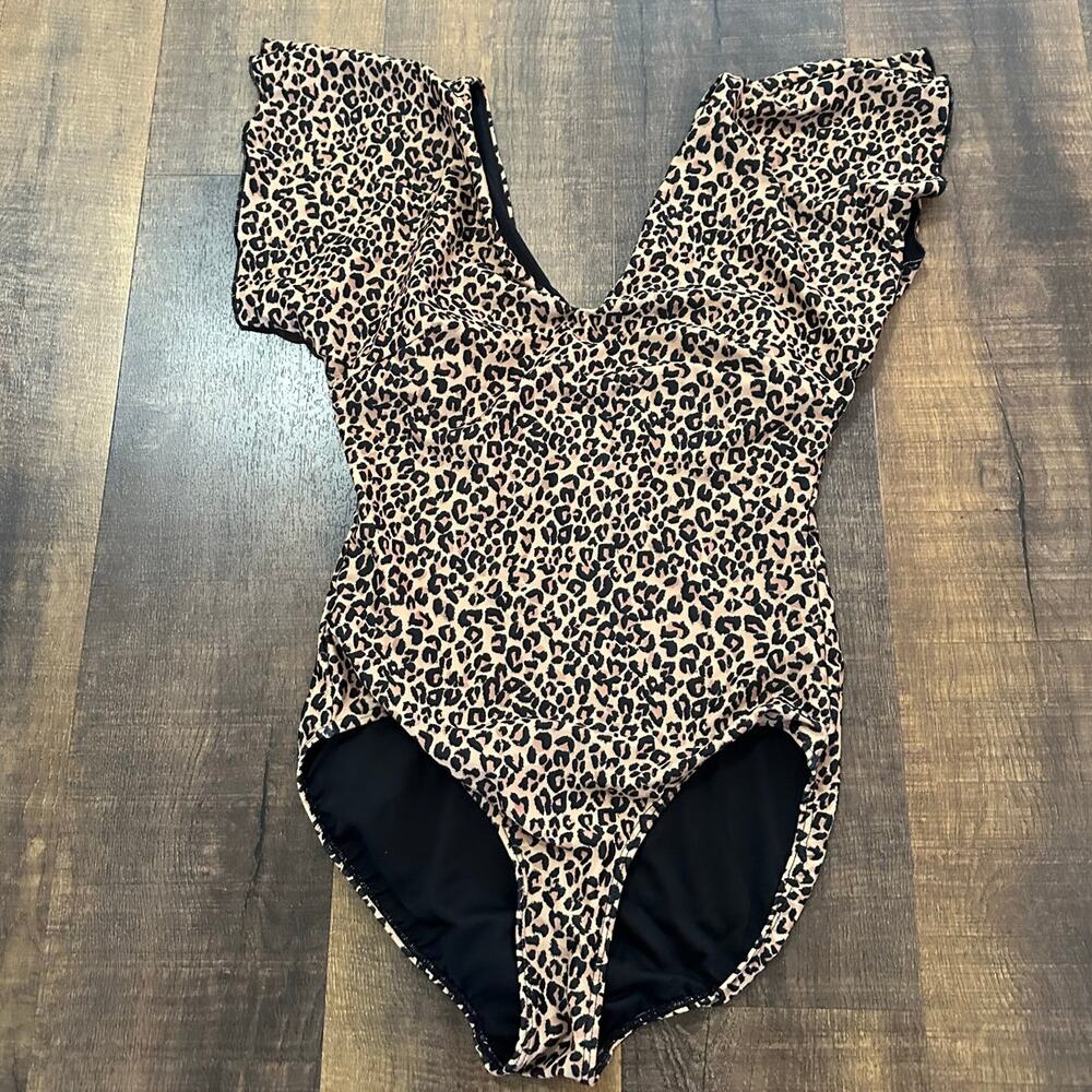 Albion Fit The Pursuit Cape Leopard One Piece Swimsuit Size Small